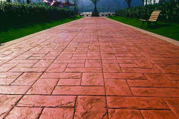 上海舜彩建材科技股份有限公司的前身是上海正迪地坪材料有限公司，是一家集研发、生产、销售、施工于一体的大型地坪及道路行业股份制高新技术企业。舜彩股份拥有上海、西安、成都、北京、广州五家生产基地，参与编制了15项国家标准和行业规范，并拥有18项产品及施工技术专利。舜彩股份总部位于世界经济金融中心----上海市，自成立以来，经过近20年的发展，上海舜彩已经成为华东地区乃至全国地坪及道路行业大的企业之一，并于2018年注册商标苏舜彩。舜彩股份的产品，严格遵照国际标准的质量管理体系及环境管理体系进行生产管理，其产品质量、施工技术均已成为国内地坪涂装及道路铺装行业参照的标准。

舜彩股份拥有近20年地坪施工及道路铺装行业丰富的专业技术经验，生产及施工的产品主要有：环氧地坪系列、聚氨酯地坪系列、防静电地坪系列、塑胶体育地坪系列、密封固化剂地坪系列、硬化耐磨地坪系列、重防腐地坪系列、彩砂地坪系列、环氧磨石地坪系列、水泥自流平浆系列、彩色防滑路面系列、生态透水混凝土系列、艺术压模压印地坪系列等产品，适合于全国各地不同客户的广泛需求。舜彩股份自成立伊始就顺利通过了ISO9001国际质量管理体系，ISO14000国际环境管理体系，ISO18000国际职业健康安全管理体系等一系列国际体系认证，始终致力于保护环境、节约能源，严格遵守各项行业及国家技术标准，始终把安全和环保放在首要位置。舜彩股份生产的材料产品，多次被评为全国工程建材首选品牌，中国著名品牌、舜彩股份更是多次被评为质量、服务、诚信AAAAA级企业、中国地坪施工及道路铺装行业好品牌，凭借多年的诚信经营、励精图治，舜彩股份已经在全国地坪施工及道路铺装行业树立了卓越的信誉和口碑。

舜彩股份目前拥有30支专业的地坪及道路施工队伍，从业人员达到300余名，所有从业人员都接受过舜彩股份的良好培训。不但我们的项目管理人员专业有素，而且稳定、专业的施工队伍和管理队伍，更是保证了舜彩股份在全国范围内同时承接施工多个大型工程。

舜彩股份的产品市场和工程服务已遍及烟草、电子、医药、食品、重工业机械、汽车行业、银行、航空、造纸、化妆品、地下停车场等社会生活的各个领域。我们成功地为广船国际、中烟集团、江淮汽车、马牌轮胎、特变电工集团、世博会展馆、比亚迪、通用电气、通用汽车、英特尔、松下电器、上海大众、三星半导体、南京紫峰大厦、万达广场、美特斯邦威、可口可乐、一汽集团、伟创力、上海电厂、秦山核电站、宝钢集团、杜邦、陶氏化学、恩华药业、韩泰轮胎、上海建工集团、恒大、新城、万科、绿地、德基、中信、金鹰等国内外著名企业提供了优质的产品及精良的施工服务。无论从产品质量、技术方案，还是到现场施工、售后服务，我们都能把每个环节做到尽善尽美。

舜彩股份依据强大的服务网络和公司实力，20年来，在全国范围内完成了超过6000项各类地坪及道路铺装工程，工程总量超过5000万平方米，并涉足非洲，澳洲，南美洲，东南亚市场。2017年，舜彩股份的营业额达到空前的4.59亿元人民币，我们的客户从民营企业到世界500强，遍布全国各地，舜彩股份用良好的产品质量和工程服务赢得了全体客户的一致好评。

近20年来，舜彩股份一直以高品质的材料产品和精良的工程服务为业界树立了典范，以严谨的想象力和高效的执行力为广大客户带来了极佳的满意服务。作为极具责任感的社会企业，舜彩股份始终坚持以客户为中心，随时随地准备为广大客户提供各种专业的技术咨询及工程服务，为广大客户解决各种各样的疑难问题，真正做到无愧于全球客户给予我们的美誉。