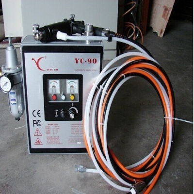 深圳市明扬喷涂设备有限公司，自于2012年8月25日创立时便确立了“品牌、科技、创新、共赢等先进理念，公司代理供应世界各国品牌高端、高质量涂装气动工具，如:德国SATA喷枪、日本明治喷枪、露明那喷枪、特威喷枪、台湾宝丽喷枪、压力桶、美国固瑞克泵浦、喷枪、无气喷涂机、等一系列喷涂工具，另有进口、国产静电喷粉枪、静电喷塑设备、油泵、气管、涂料管等喷涂周边产品及配件，一站式供应所有喷涂所需产品。本公司与在珠三角地区的工业厂商均有良好的合作关系，客户涉及汽车制造、汽车修理、注塑行业、印刷行业、木工机械行业、纺织行业、表面处理设备行业、烘烤设备行业、皮革制鞋行业、电器制造行业、电力设备等不同行业。 为回报广大客户的支持，我公司本着厚德载物、诚信待人的经营理念，以高效的售后服务，优质的产品，有竟争力的价格来满足广大客户厂商的需求！  .... 本公司以质量第一，顾客至上，诚信为本，凭着良好的信誉，质量保证，以及优惠的价格，迎来众多客户的信任，竭城与您共同发展，共创双赢。